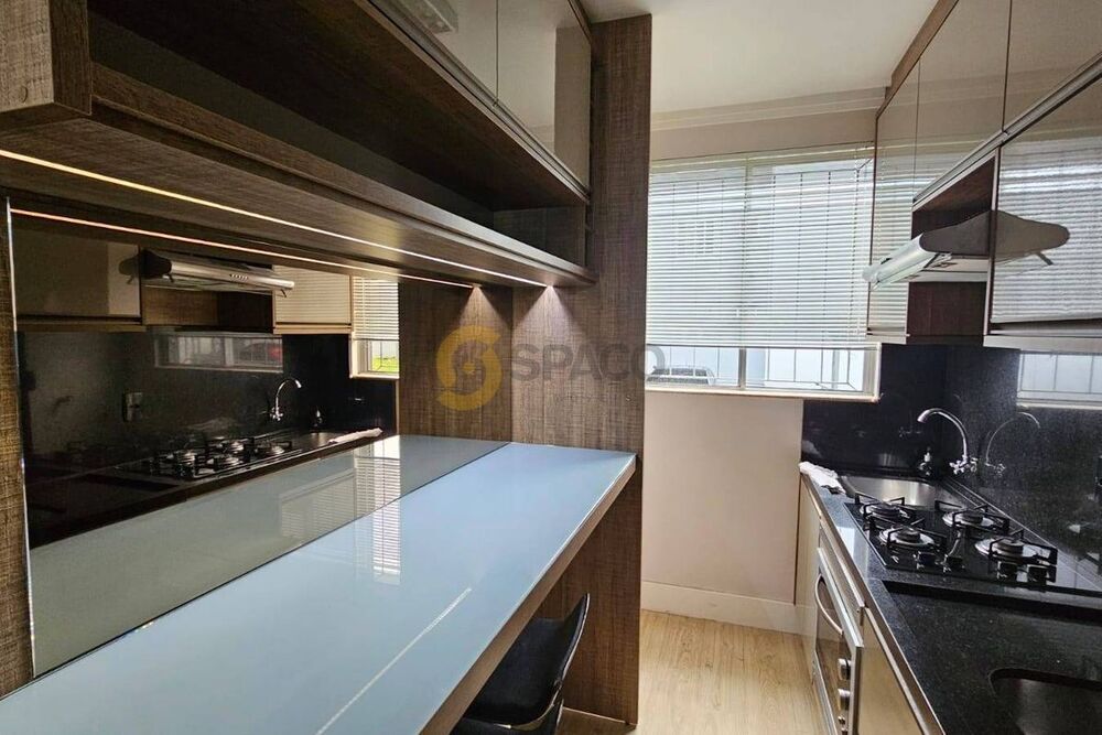 Apartamento para alugar com 2 quartos, 50m² - Foto 4