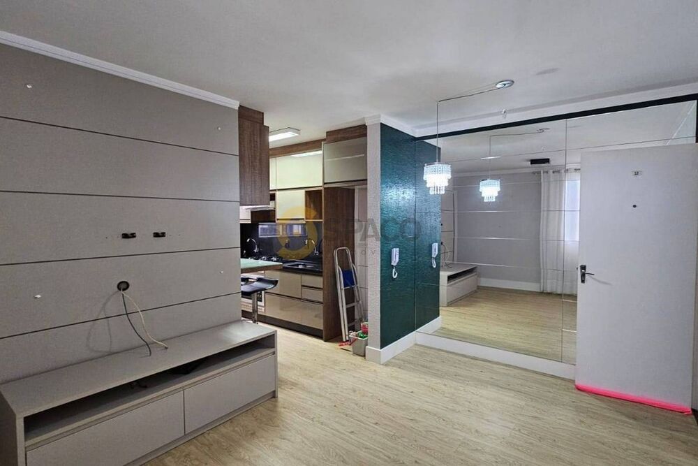 Apartamento para alugar com 2 quartos, 50m² - Foto 2