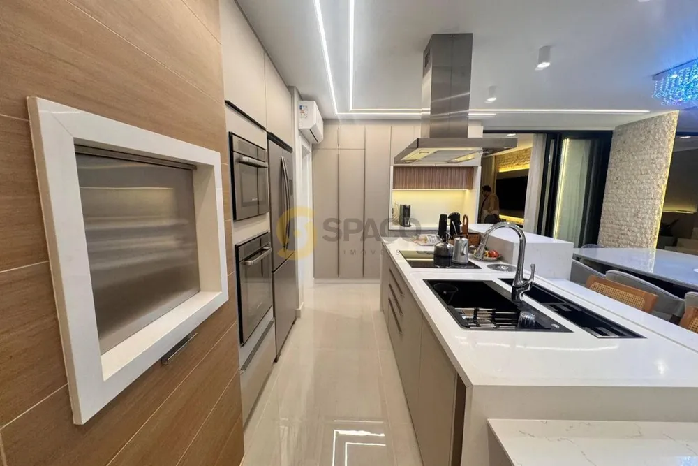Casa, 3 quartos, 282 m² - Foto 7