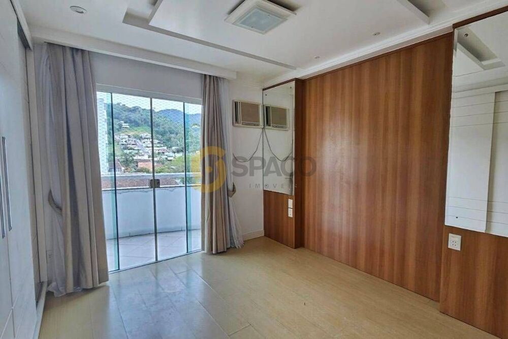Apartamento à venda com 3 quartos, 117m² - Foto 3