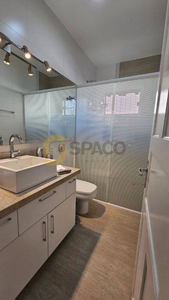 Casa à venda com 3 quartos, 260m² - Foto 3