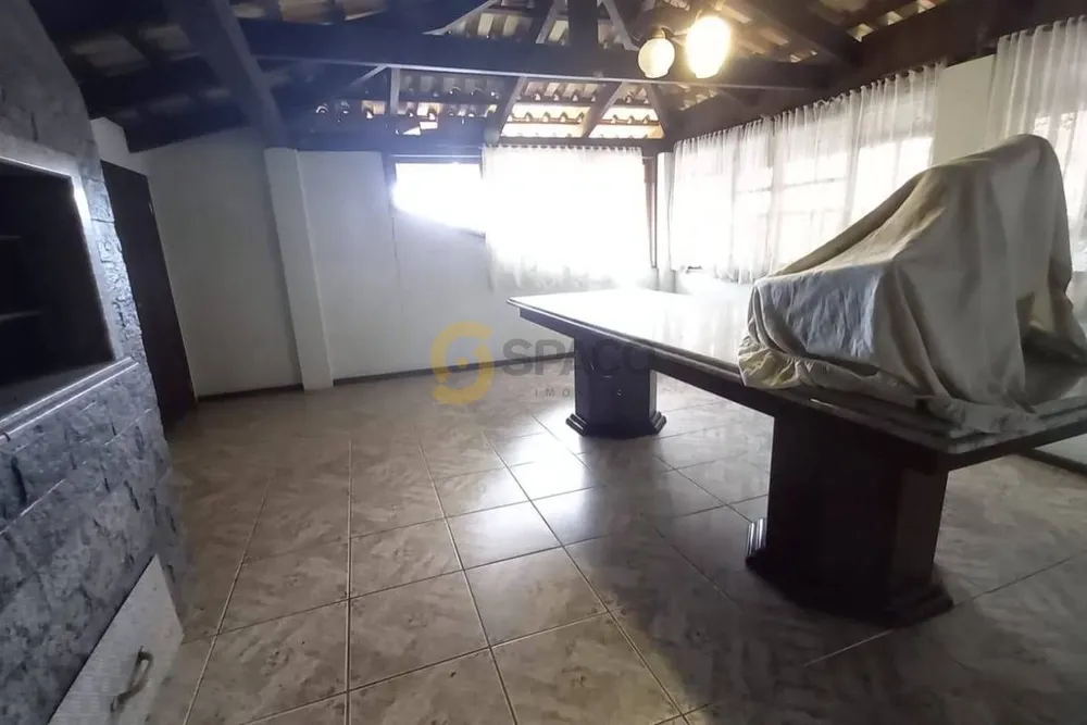 Casa, 3 quartos, 228 m² - Foto 14