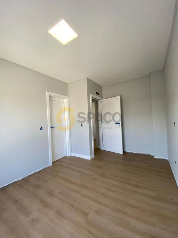 Casa, 3 quartos, 137 m² - Foto 2