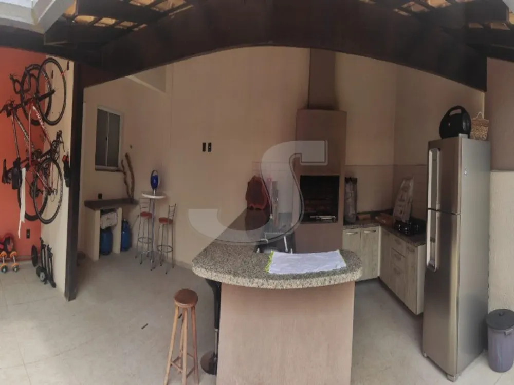 Casa, 4 quartos, 240 m² - Foto 2