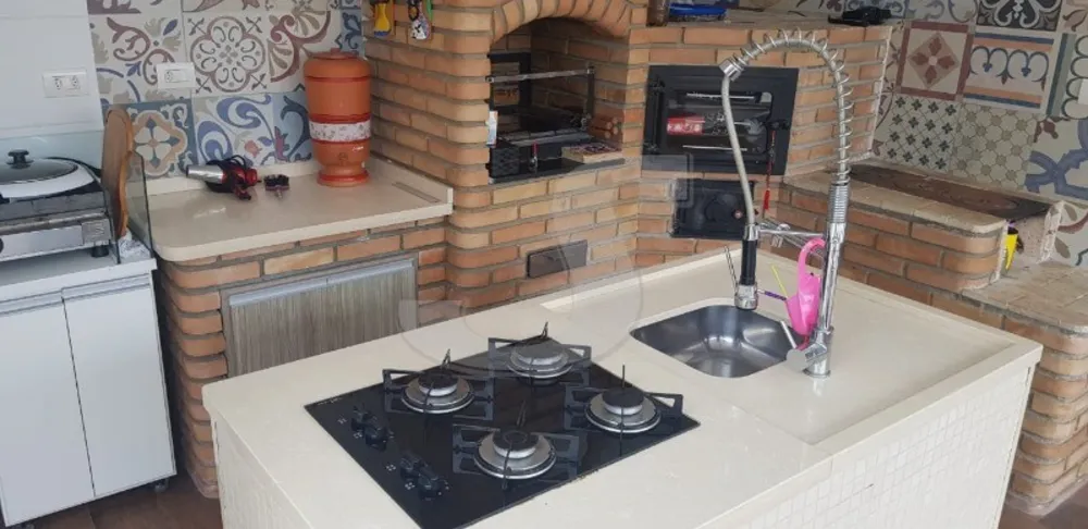 Casa, 3 quartos, 310 m² - Foto 1