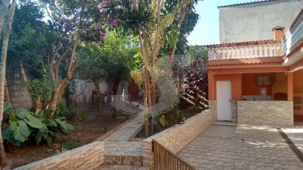 Casa, 4 quartos, 281 m² - Foto 1