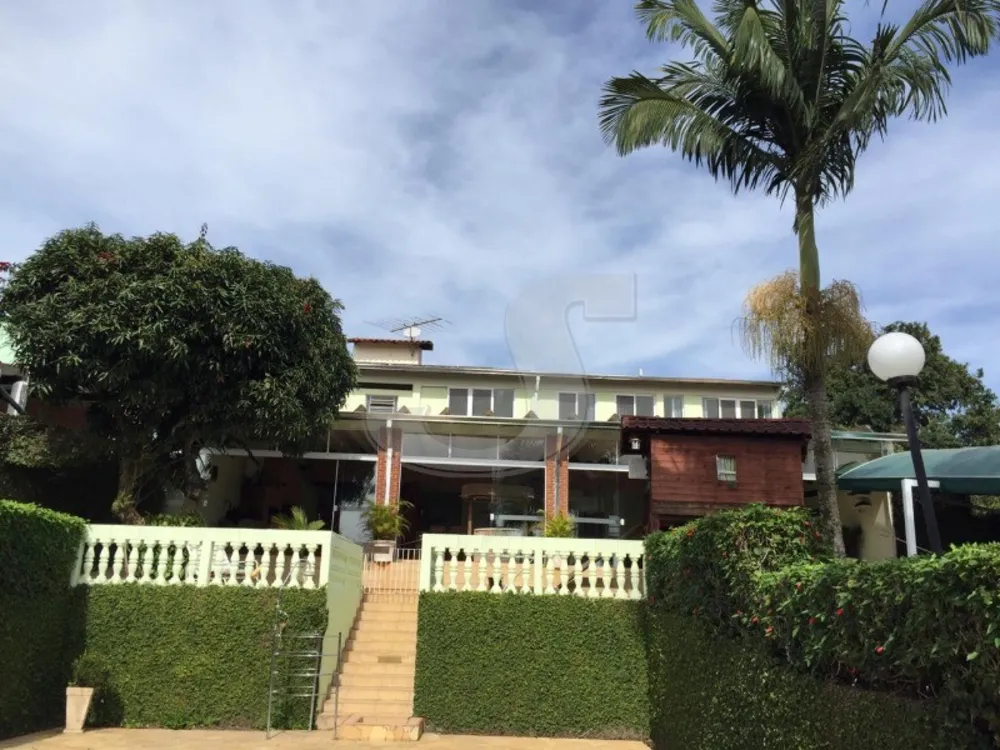 Chácara, 4 quartos, 2267 m² - Foto 1