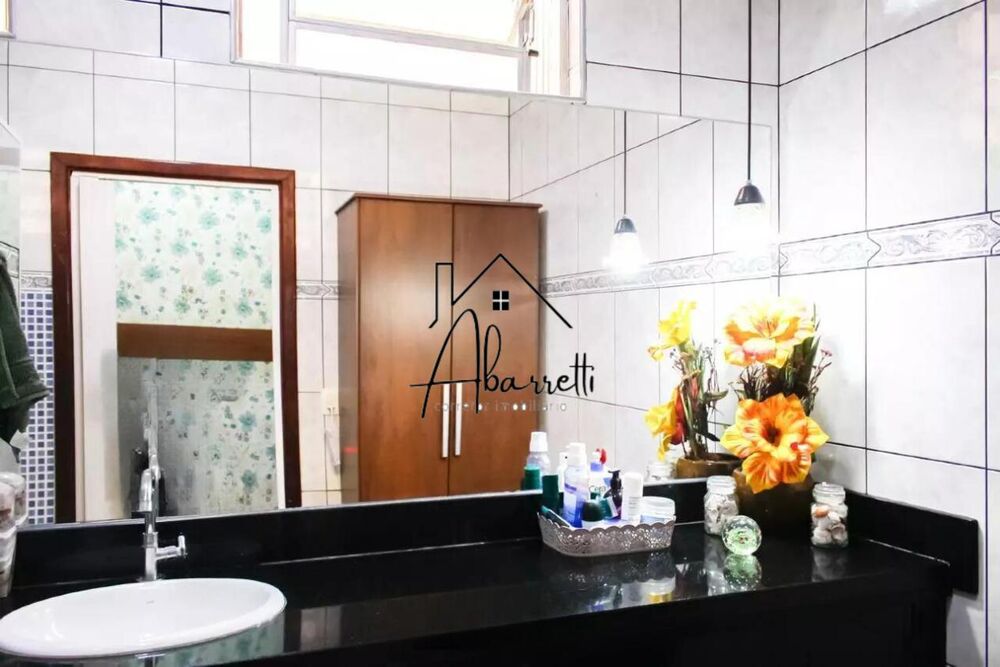 Casa, 3 quartos, 192 m² - Foto 2