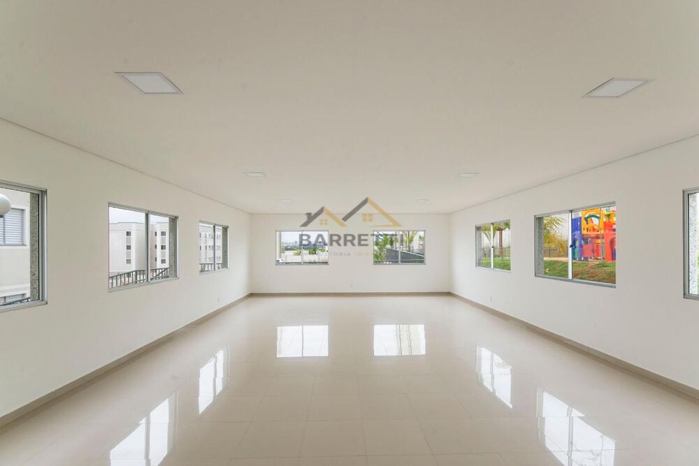 Apartamento à venda com 2 quartos, 47m² - Foto 3