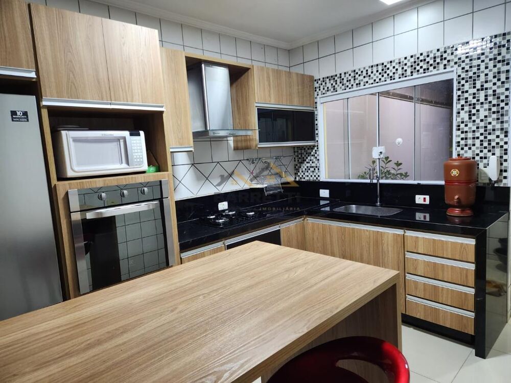 Casa, 3 quartos, 180 m² - Foto 10