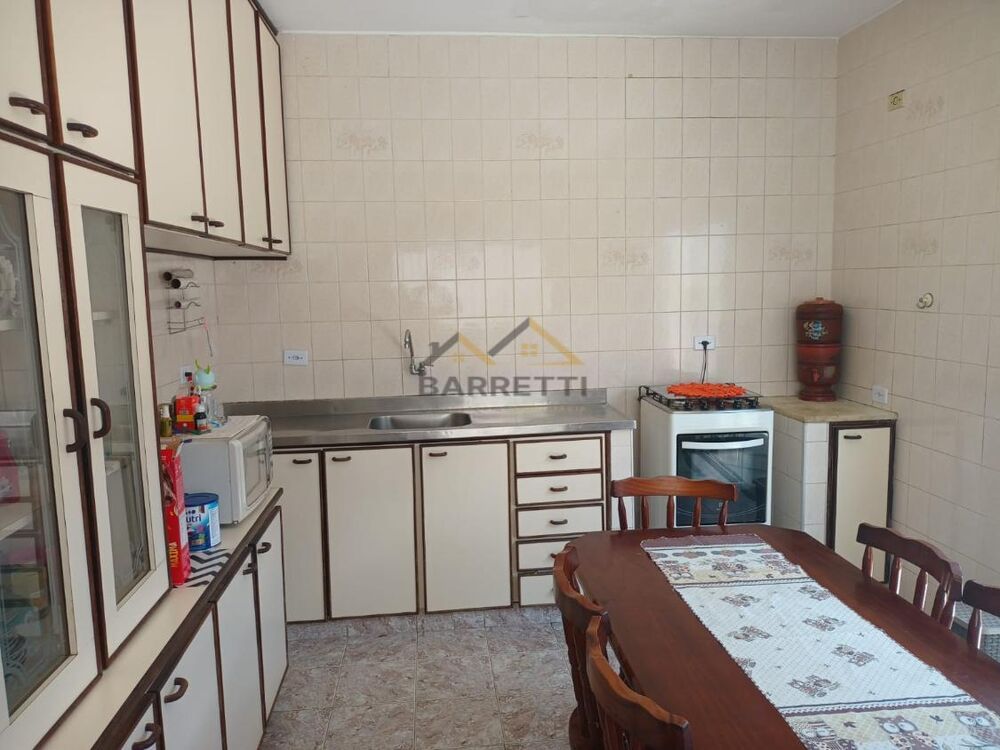 Casa à venda com 5 quartos, 110m² - Foto 4