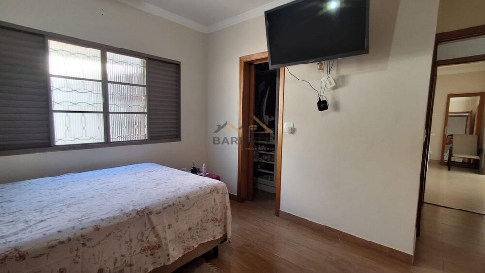 Casa, 4 quartos, 207 m² - Foto 9