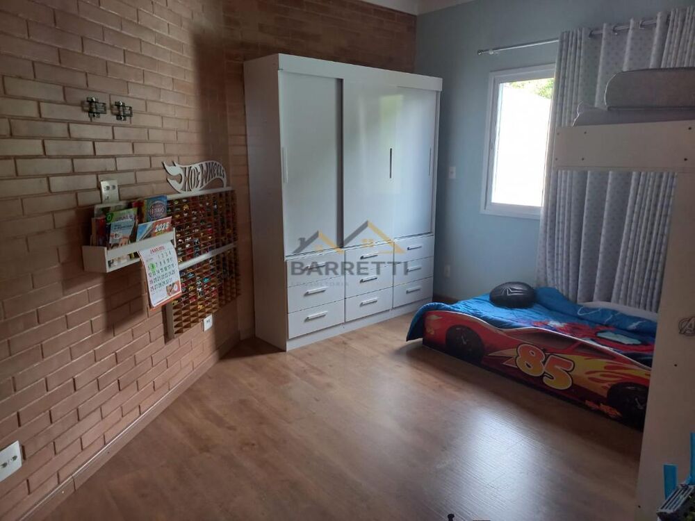 Casa, 4 quartos, 300 m² - Foto 1
