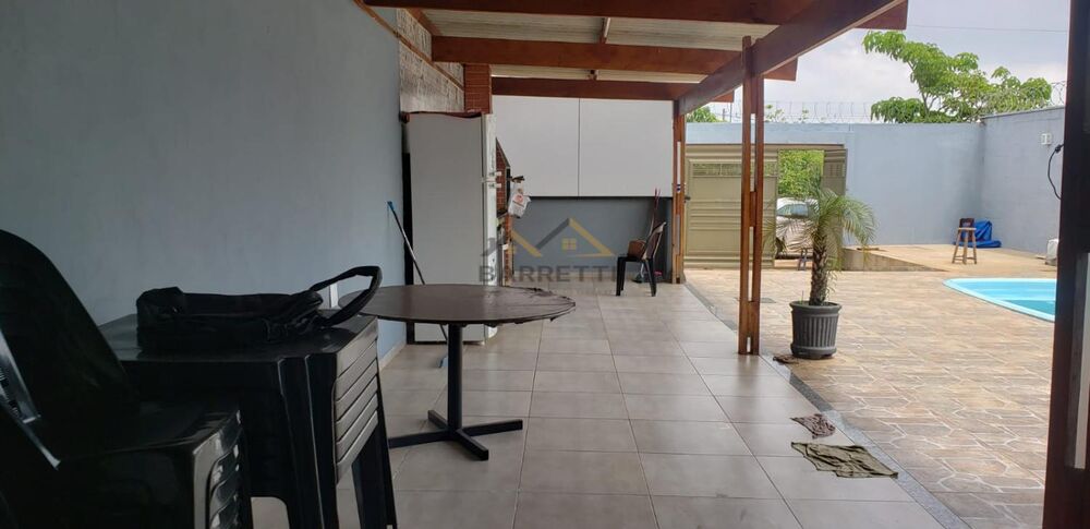 Casa, 2 quartos, 147 m² - Foto 1