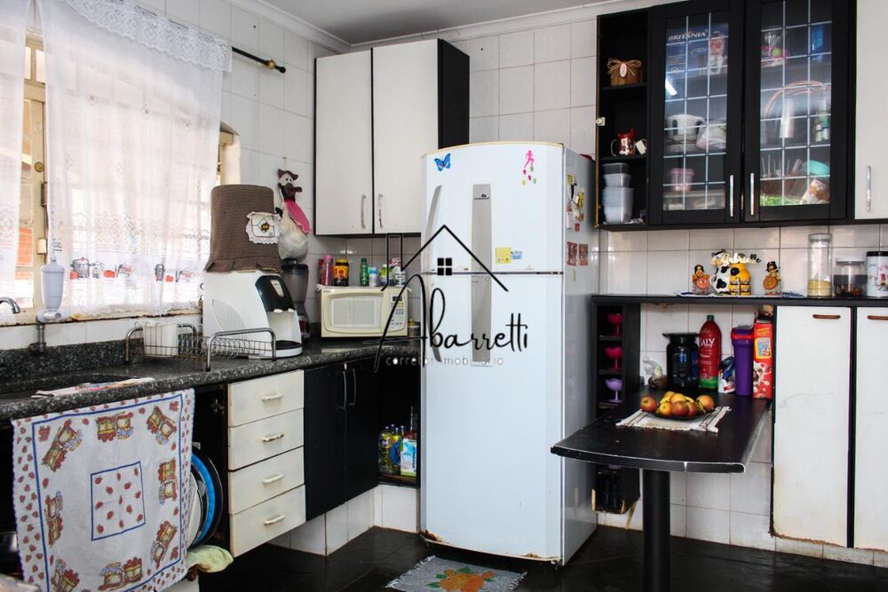 Casa à venda com 2 quartos, 290m² - Foto 10