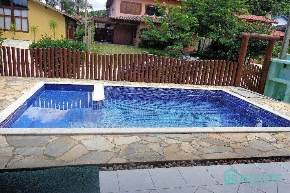 Casa, 6 quartos, 350 m² - Foto 4