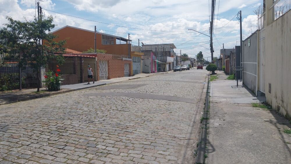 Casa, 3 quartos, 210 m² - Foto 1