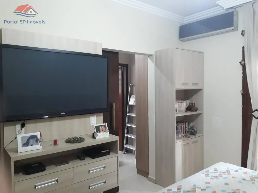 Casa, 3 quartos, 230 m² - Foto 11