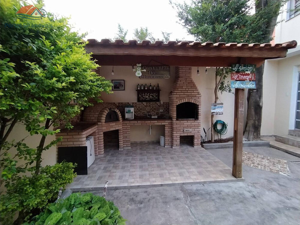 Casa, 3 quartos, 230 m² - Foto 4