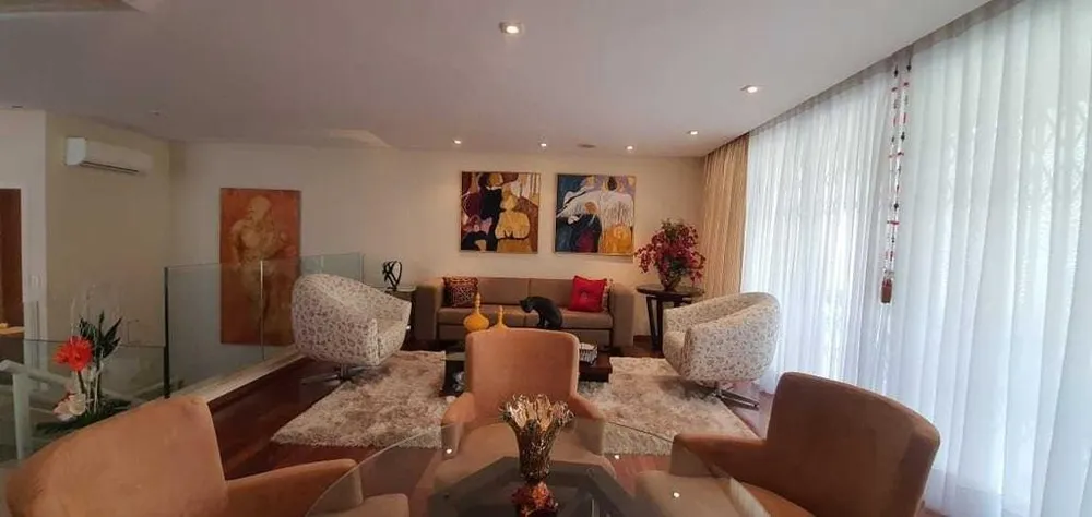 Casa, 4 quartos, 380 m² - Foto 1