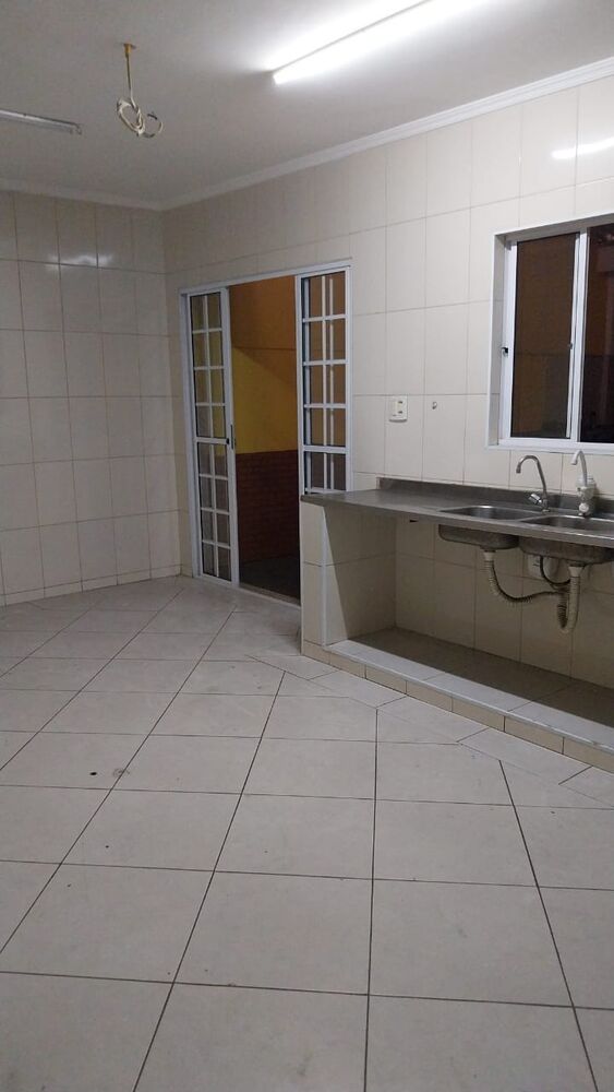 Casa, 3 quartos, 240 m² - Foto 11