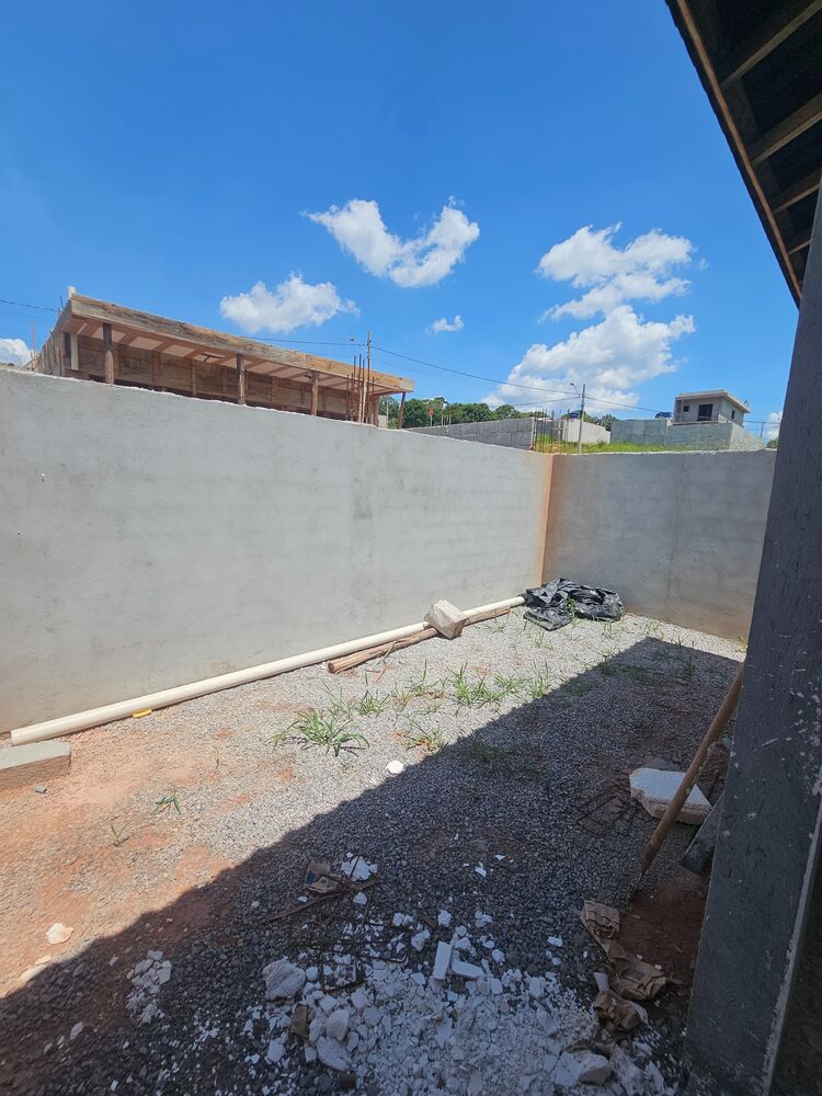 Casa à venda com 3 quartos, 95m² - Foto 13