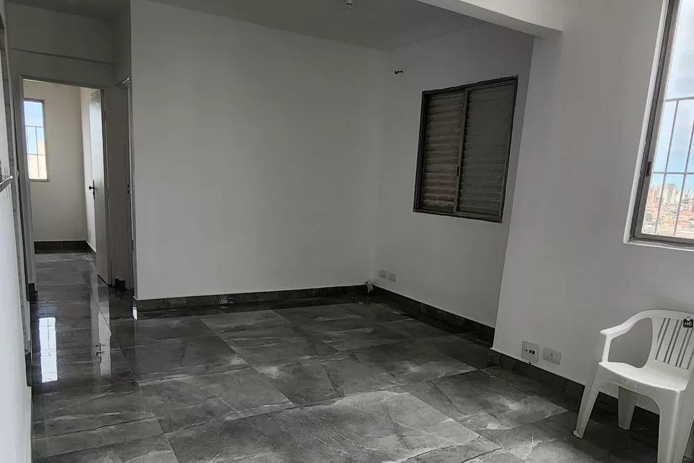 Apartamento à venda com 2 quartos, 70m² - Foto 2