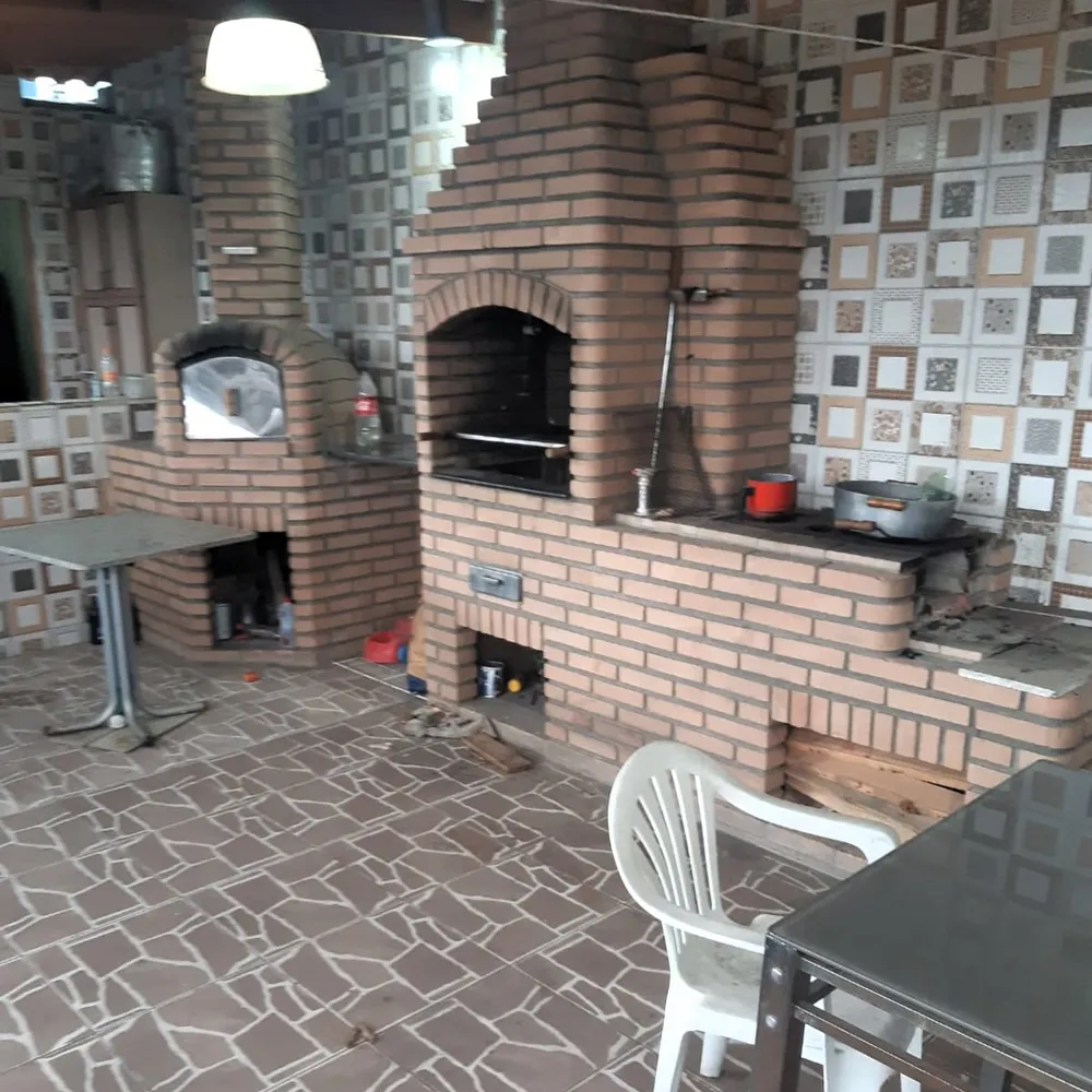 Casa, 5 quartos, 183 m² - Foto 2