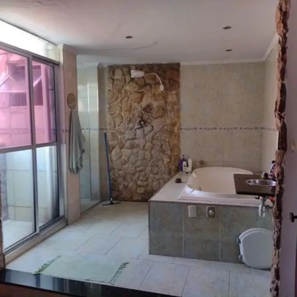 Casa, 6 quartos, 300 m² - Foto 9