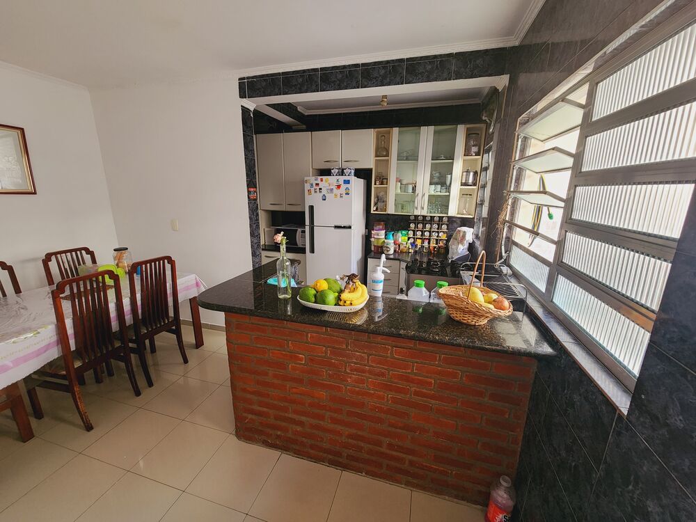 Casa, 3 quartos, 220 m² - Foto 2