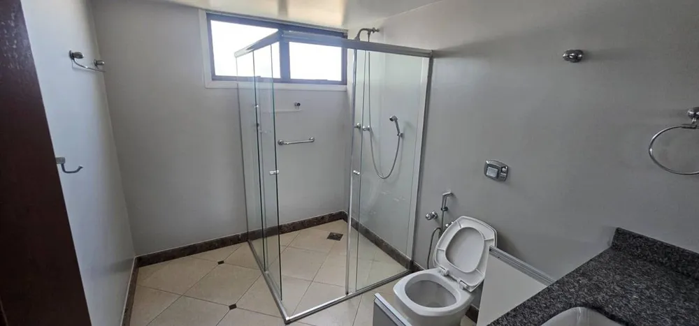 Apartamento, 3 quartos, 140 m² - Foto 2