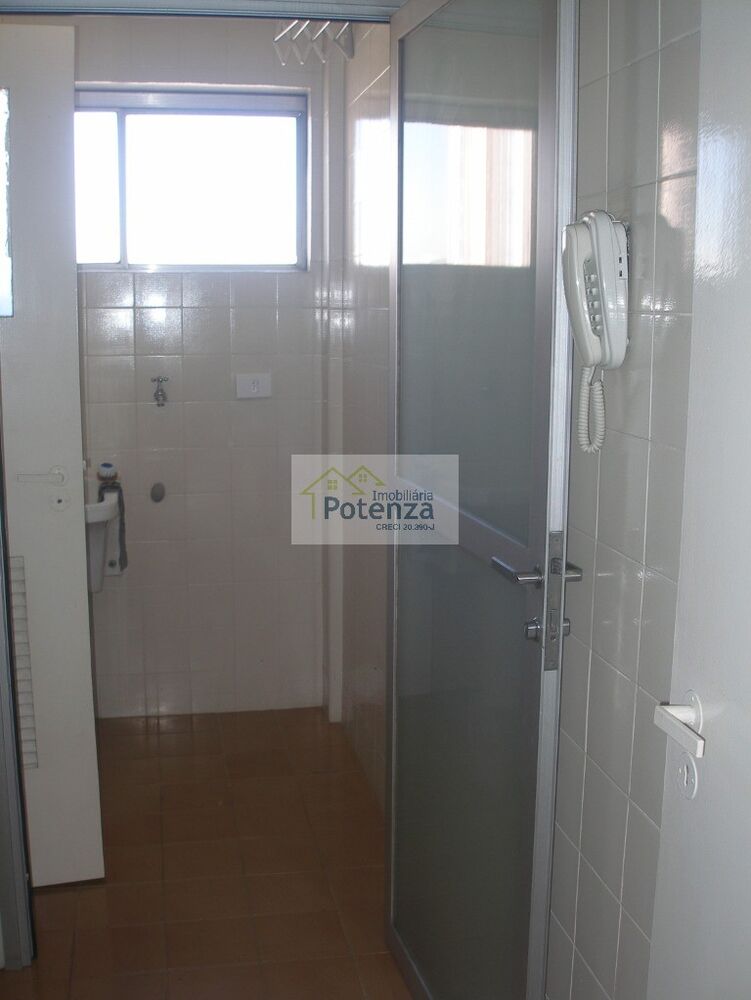 Apartamento para alugar com 1 quarto, 50m² - Foto 4