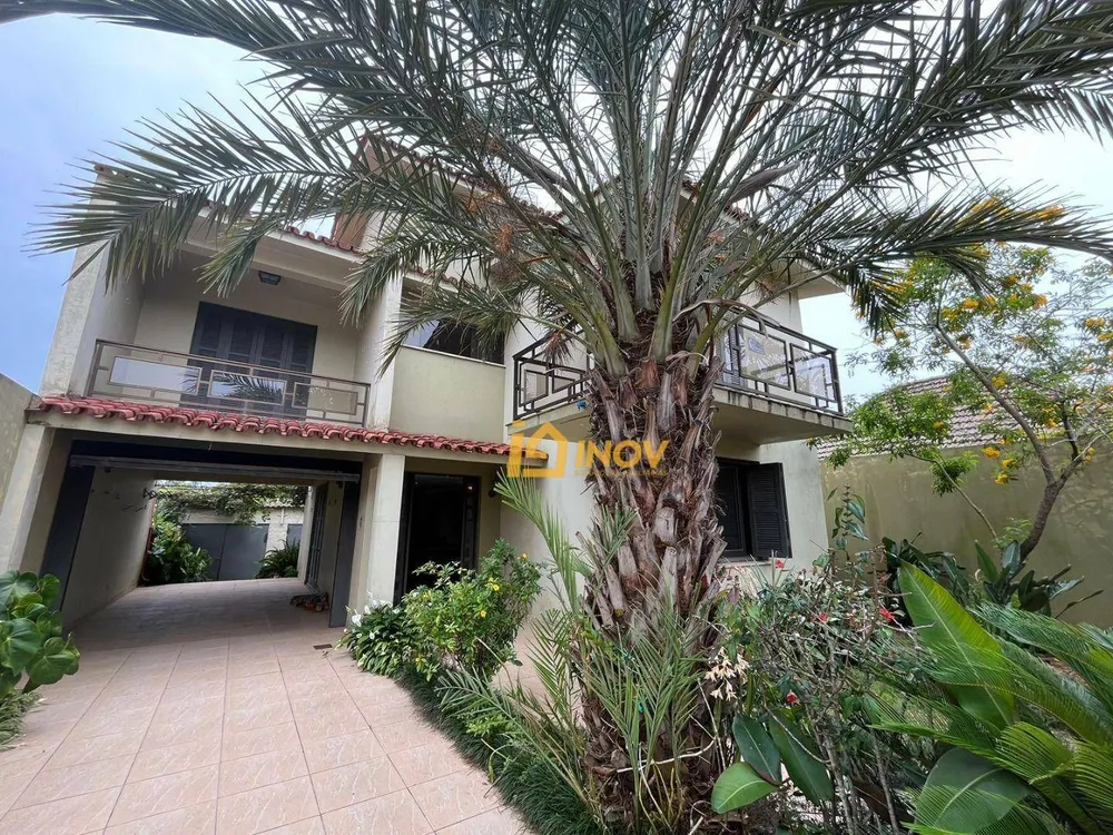 Casa, 4 quartos, 160 m² - Foto 1