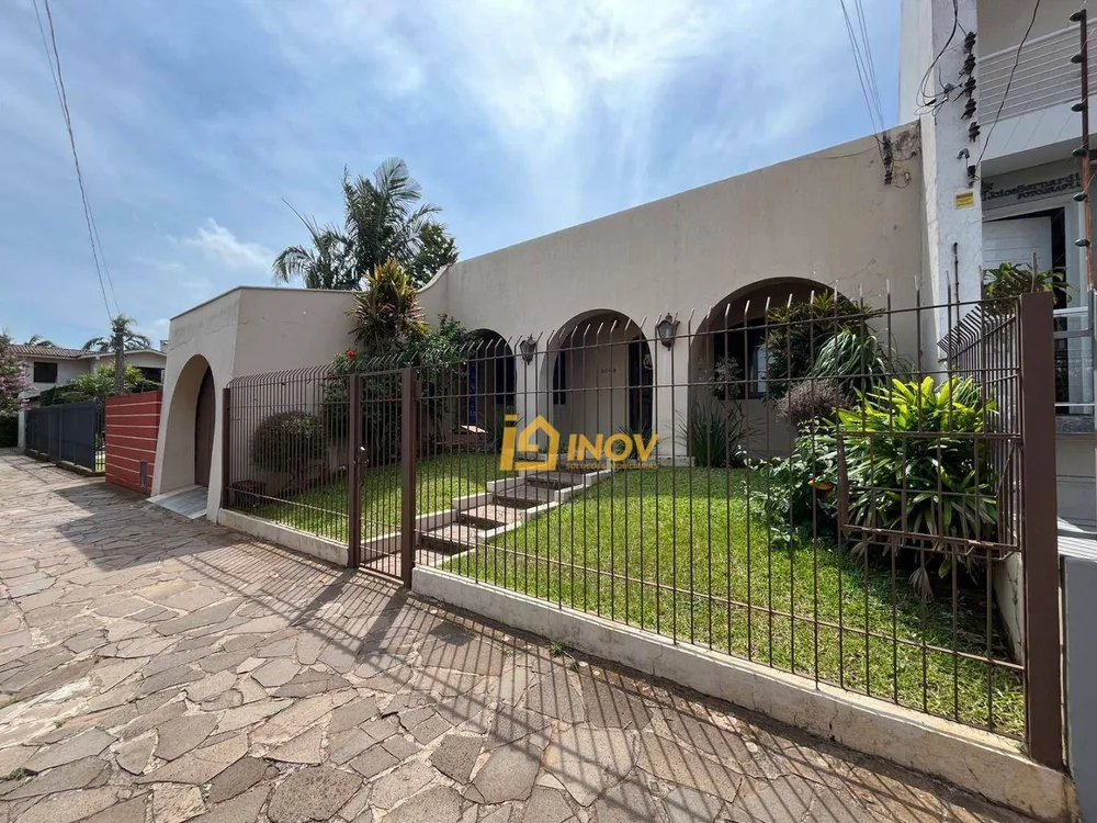 Casa, 3 quartos, 200 m² - Foto 1