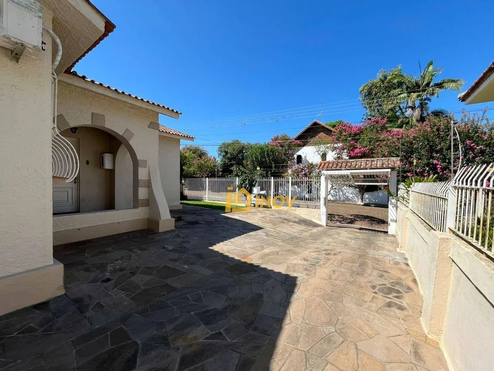 Casa, 3 quartos, 188 m² - Foto 3