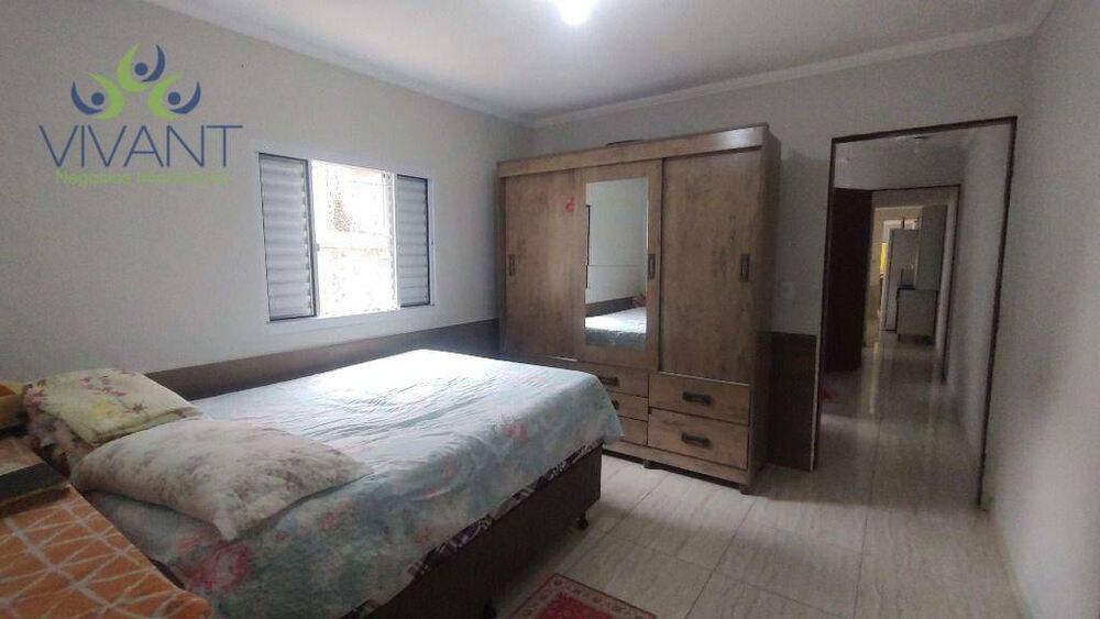 Sobrado à venda com 4 quartos, 205m² - Foto 3