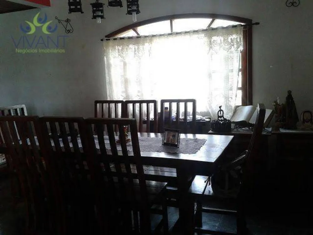 Casa, 3 quartos, 182 m² - Foto 2