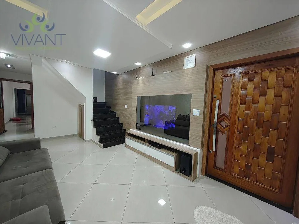 Sobrado, 3 quartos, 234 m² - Foto 2