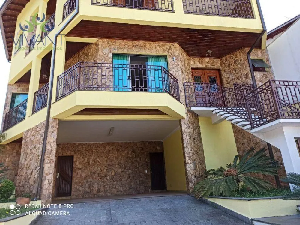 Sobrado, 4 quartos, 425 m² - Foto 1