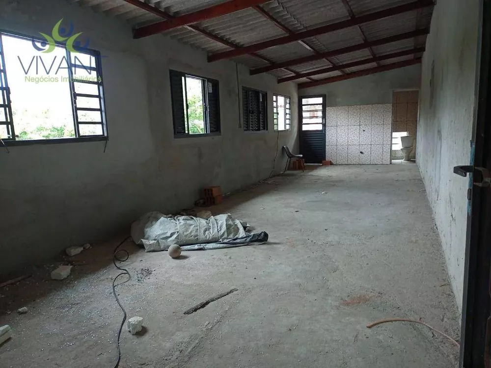 Casa à venda com 3 quartos, 3000m² - Foto 4