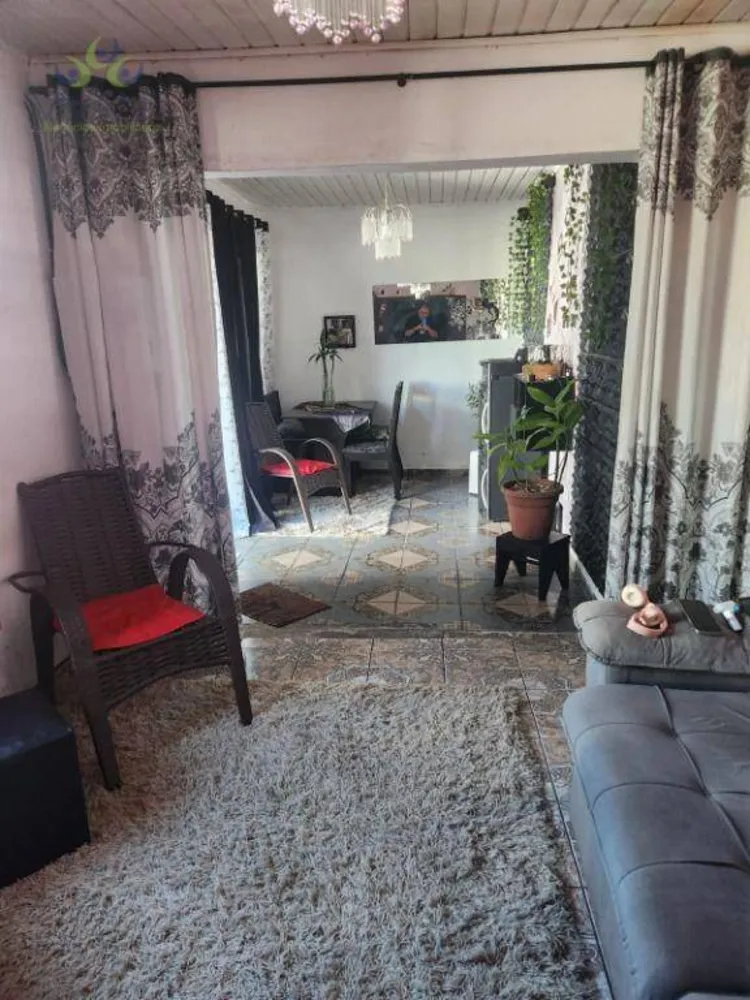 Casa, 3 quartos, 129 m² - Foto 2