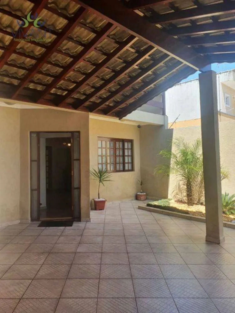 Sobrado, 3 quartos, 200 m² - Foto 1