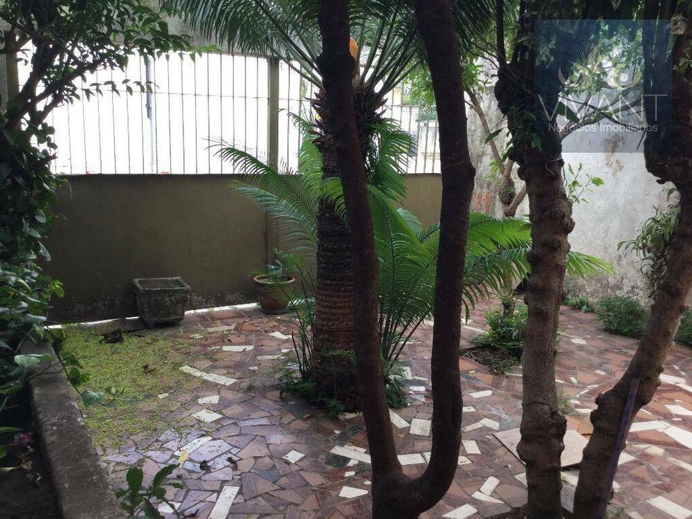 Sobrado à venda com 3 quartos, 197m² - Foto 1