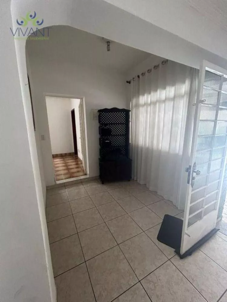 Sobrado à venda e aluguel com 3 quartos, 252m² - Foto 8