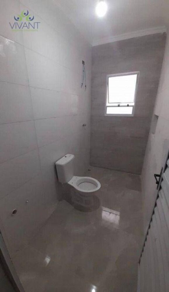 Casa à venda com 2 quartos, 95m² - Foto 8