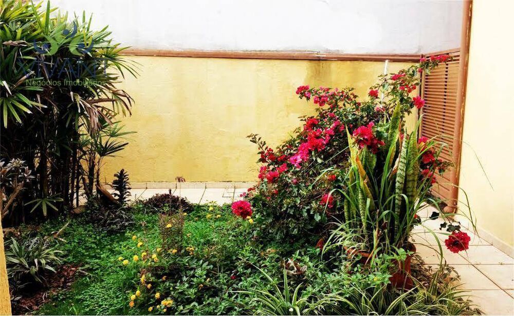 Casa à venda com 3 quartos, 183m² - Foto 5