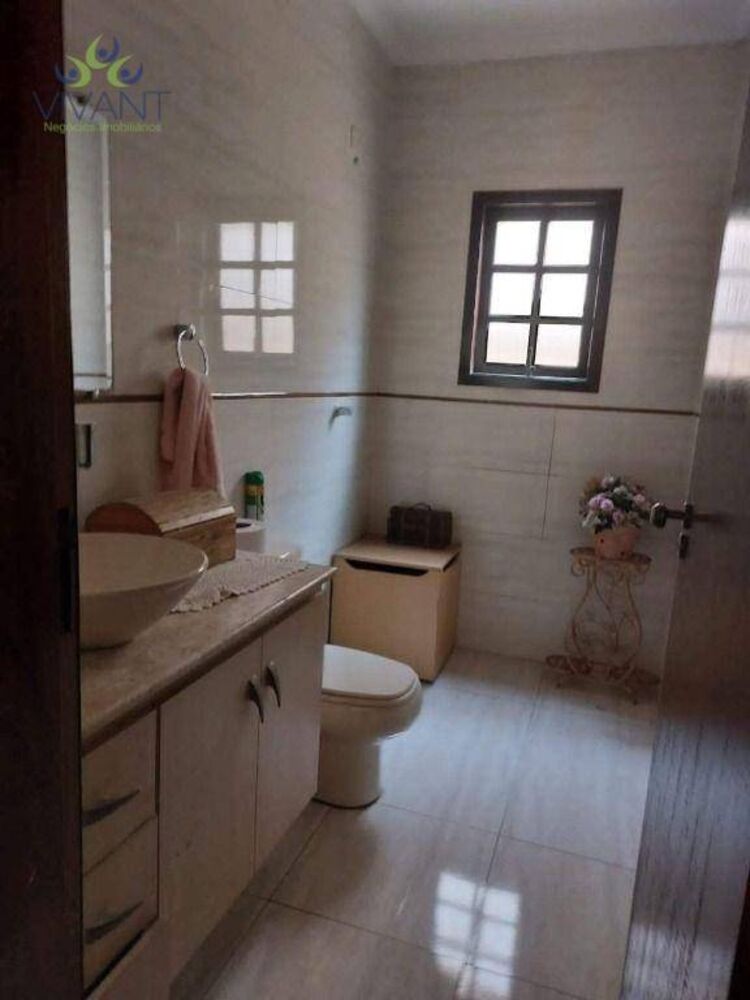 Casa à venda com 3 quartos, 183m² - Foto 7
