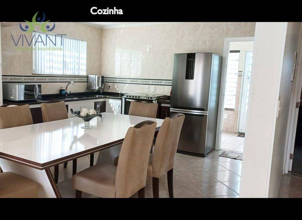Sobrado, 3 quartos, 249 m² - Foto 3