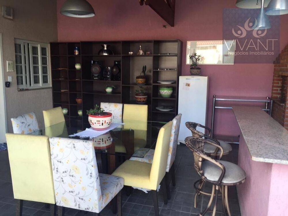 Casa, 3 quartos, 252 m² - Foto 18