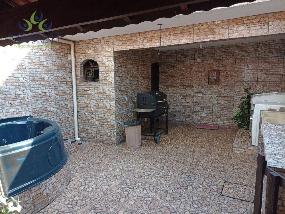 Sobrado, 3 quartos, 226 m² - Foto 2